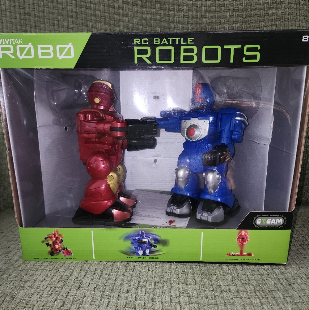 RC Battle Robots - Red and Blue Robots wirh Two Controls- Batteries Not Included